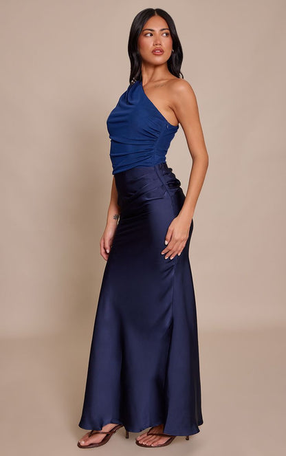 https://mediahub.prettylittlething.com/cno7378_navy_xl_2
