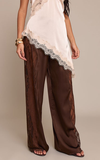 https://mediahub.prettylittlething.com/cno7682_chocolate_xl_1