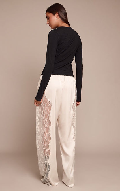https://mediahub.prettylittlething.com/cno7683_cream_xl_2