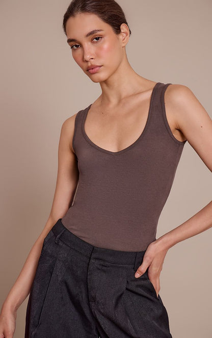 https://mediahub.prettylittlething.com/cno7717_chocolate_xl