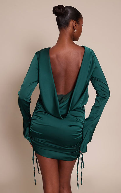 https://mediahub.prettylittlething.com/cno8244_emerald%20green_xl