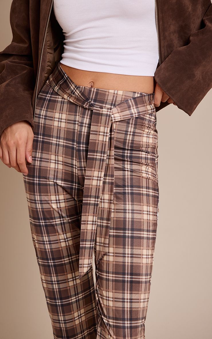 https://mediahub.prettylittlething.com/cno8261_brown_xl_3