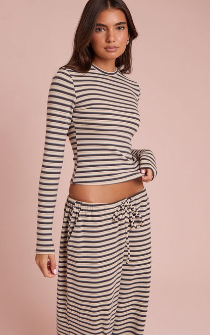 https://mediahub.prettylittlething.com/cno8328_brown_xl