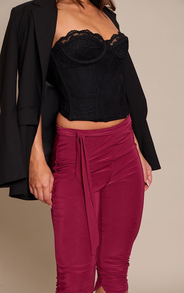 https://mediahub.prettylittlething.com/cno8355_plum_xl_3