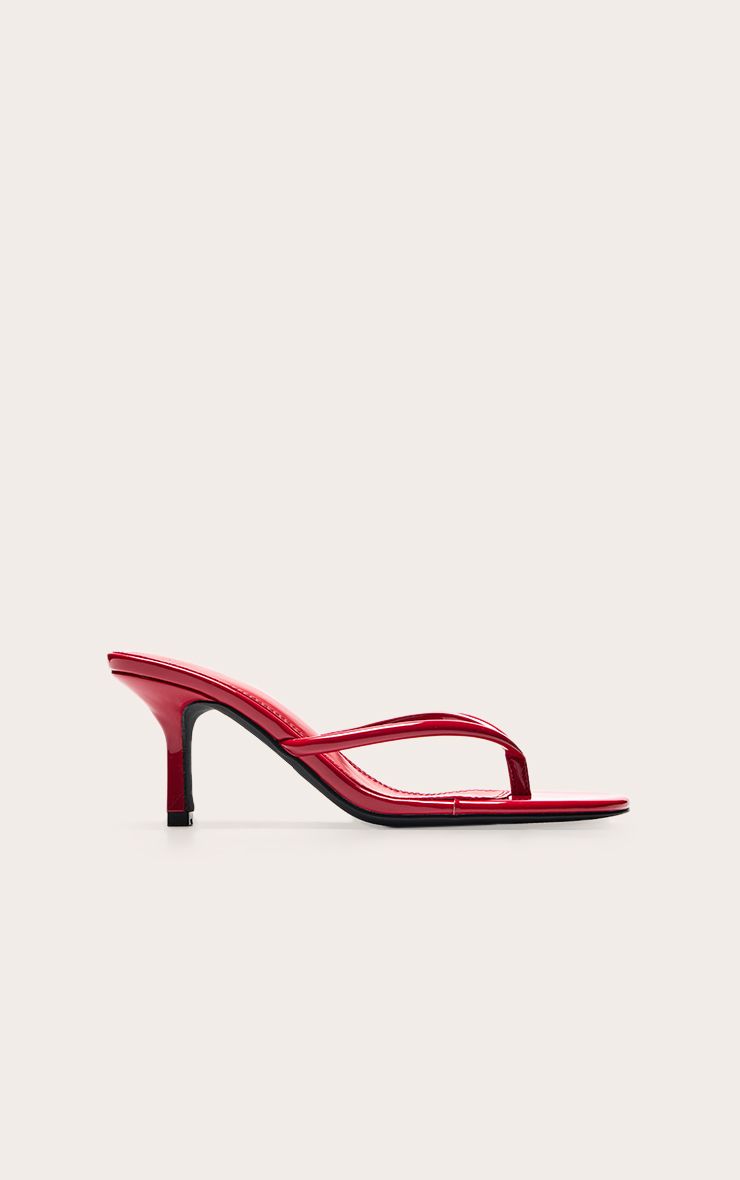 https://mediahub.prettylittlething.com/cno8374_red_xl_1