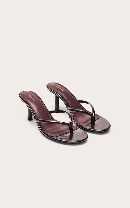 https://mediahub.prettylittlething.com/cno8375_chocolate%20plum_xl_2