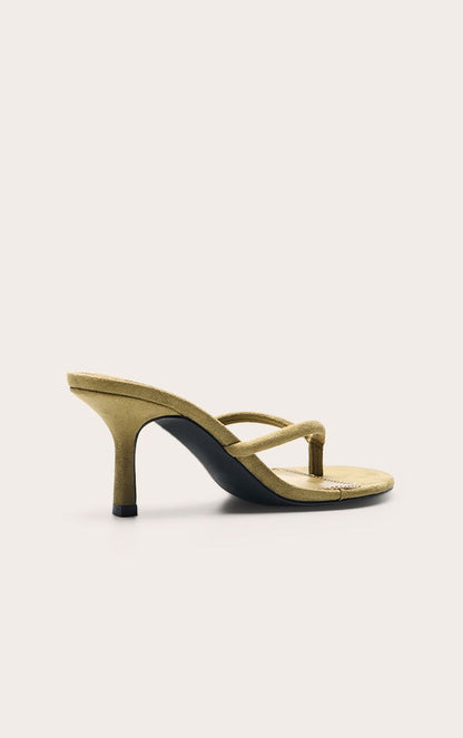 https://mediahub.prettylittlething.com/cno8376_olive_xl_3