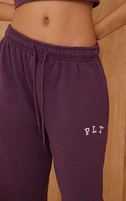 https://mediahub.prettylittlething.com/cno8590_plum_xl_3