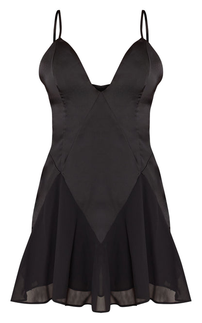 https://mediahub.prettylittlething.com/cno8888_black_xl_4