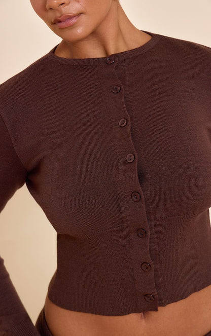 https://mediahub.prettylittlething.com/cno9030_chocolate_xl_3