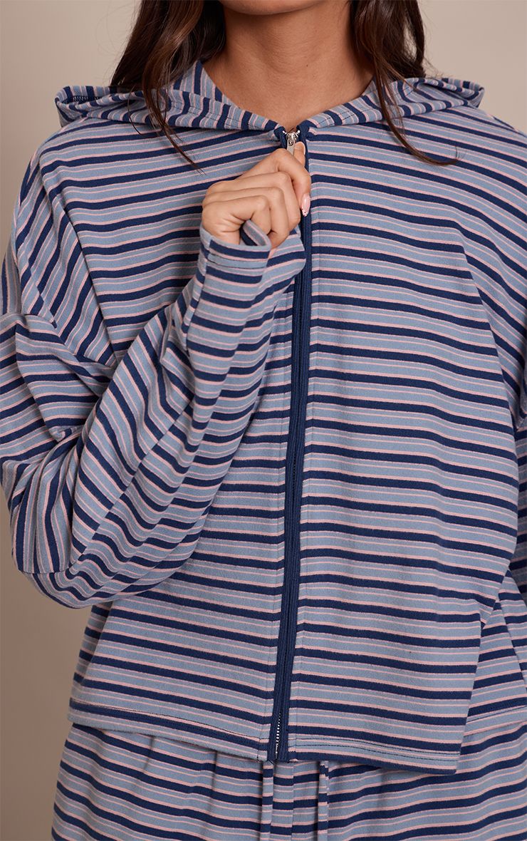 https://mediahub.prettylittlething.com/cno9114_navy_xl_3