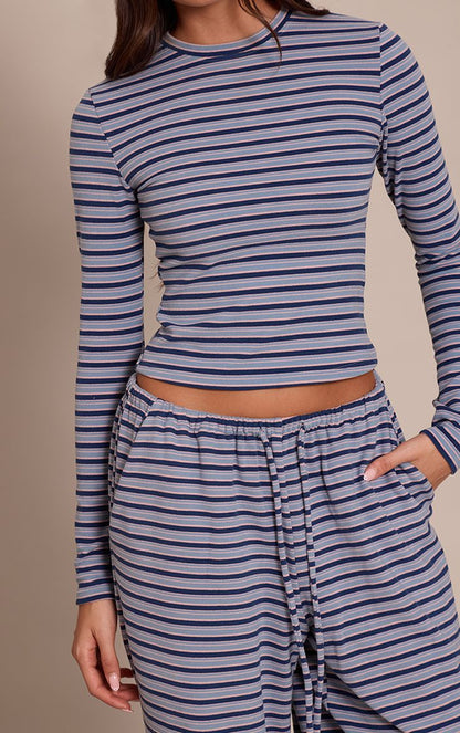 https://mediahub.prettylittlething.com/cno9116_navy_xl_3