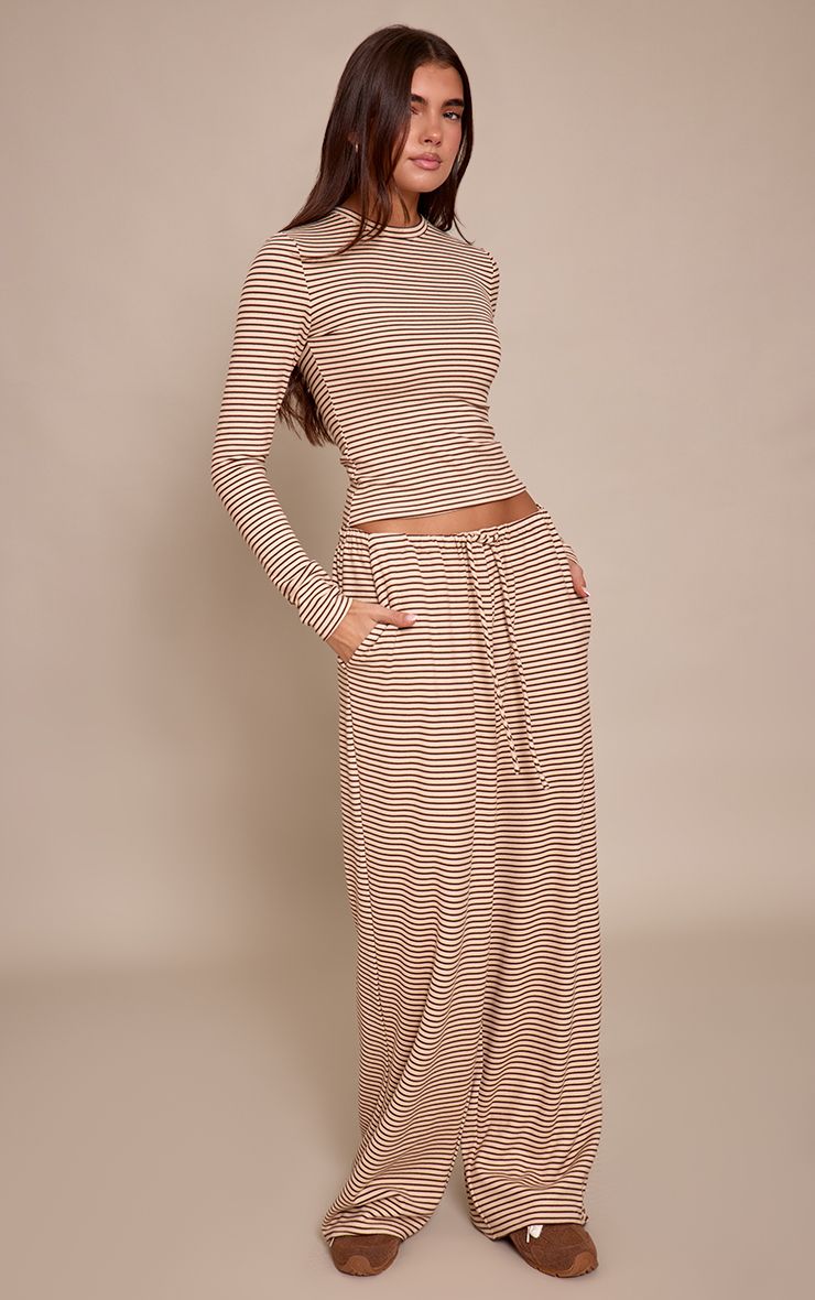 https://mediahub.prettylittlething.com/cno9119_sand_xl_2