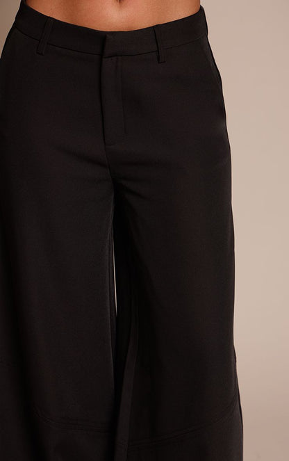 https://mediahub.prettylittlething.com/cno9278_black_xl_3