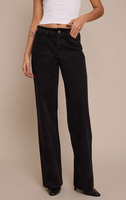 https://mediahub.prettylittlething.com/cno9389_black_xl_1
