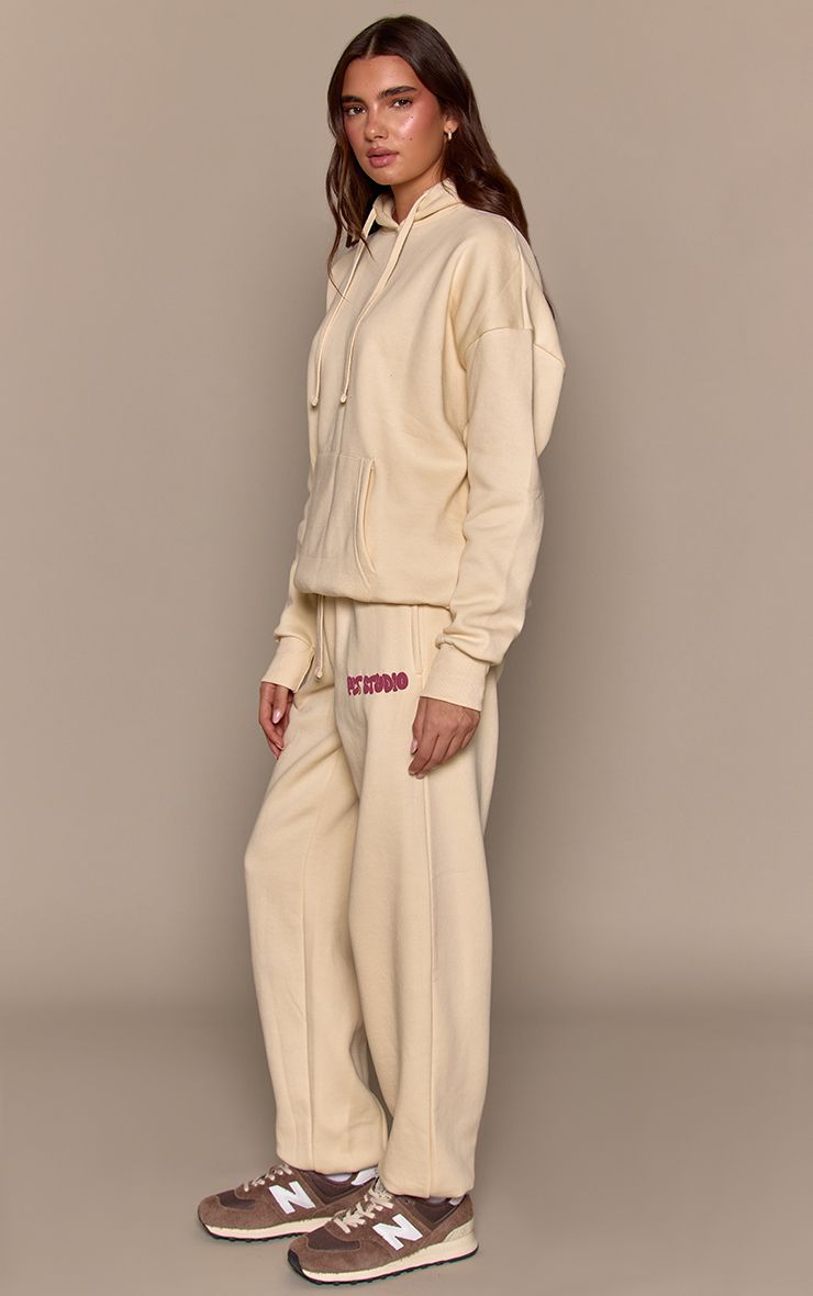 https://mediahub.prettylittlething.com/cno9432_pale%20yellow_xl_2