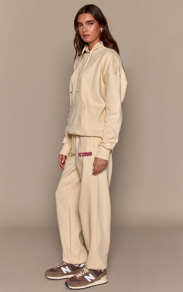 https://mediahub.prettylittlething.com/cno9433_pale%20yellow_xl_1