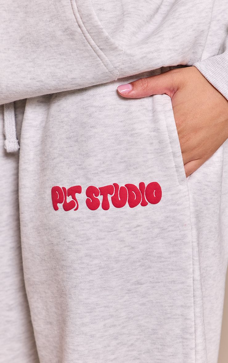 https://mediahub.prettylittlething.com/cno9435_ash%20grey_xl_3