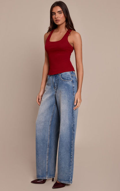 https://mediahub.prettylittlething.com/cnp0014_deep%20red_xl_2