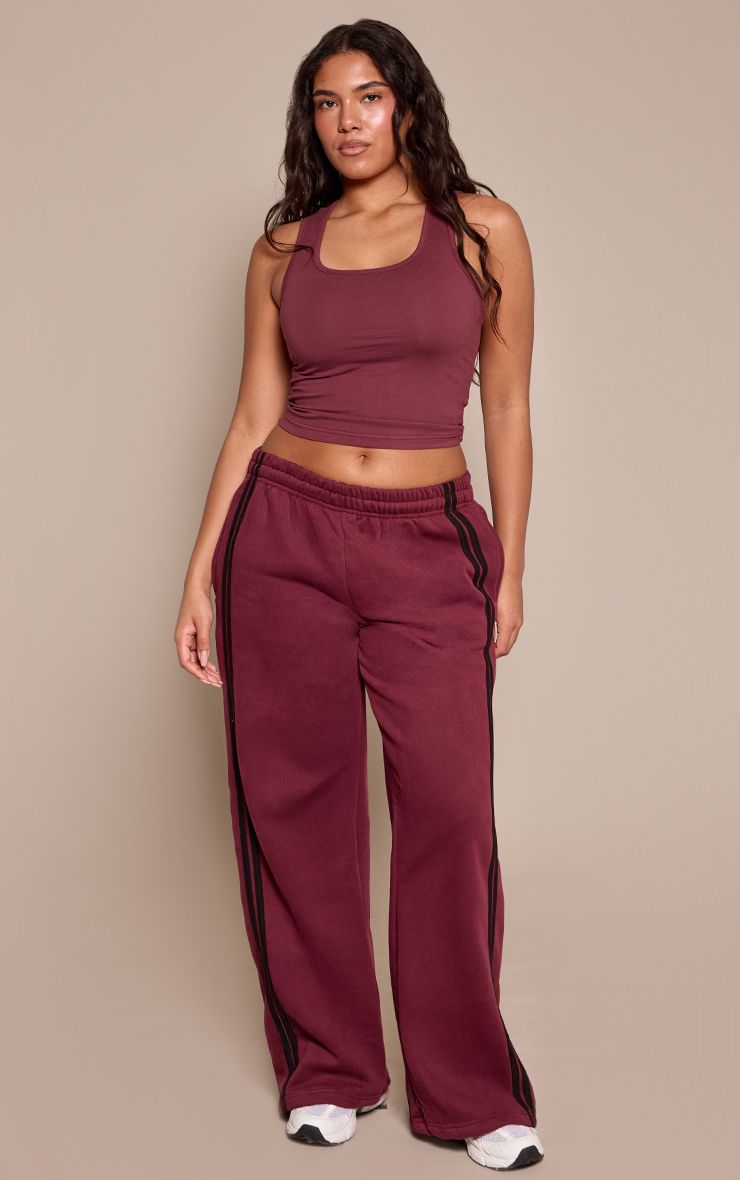 https://mediahub.prettylittlething.com/cnp0358_burgundy_xl_2