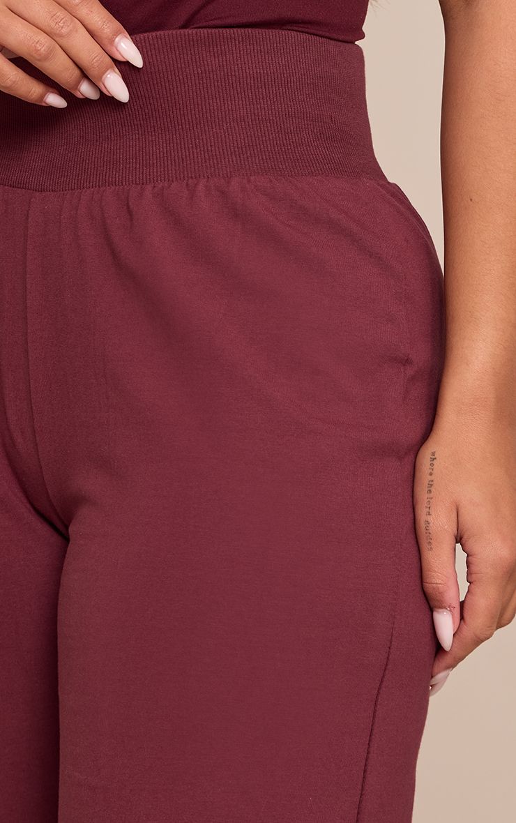https://mediahub.prettylittlething.com/cnp0359_burgundy_xl_3