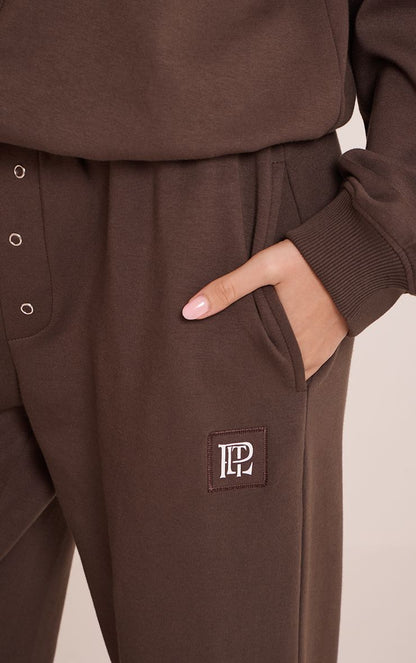 https://mediahub.prettylittlething.com/cnp0448_chocolate_xl_3