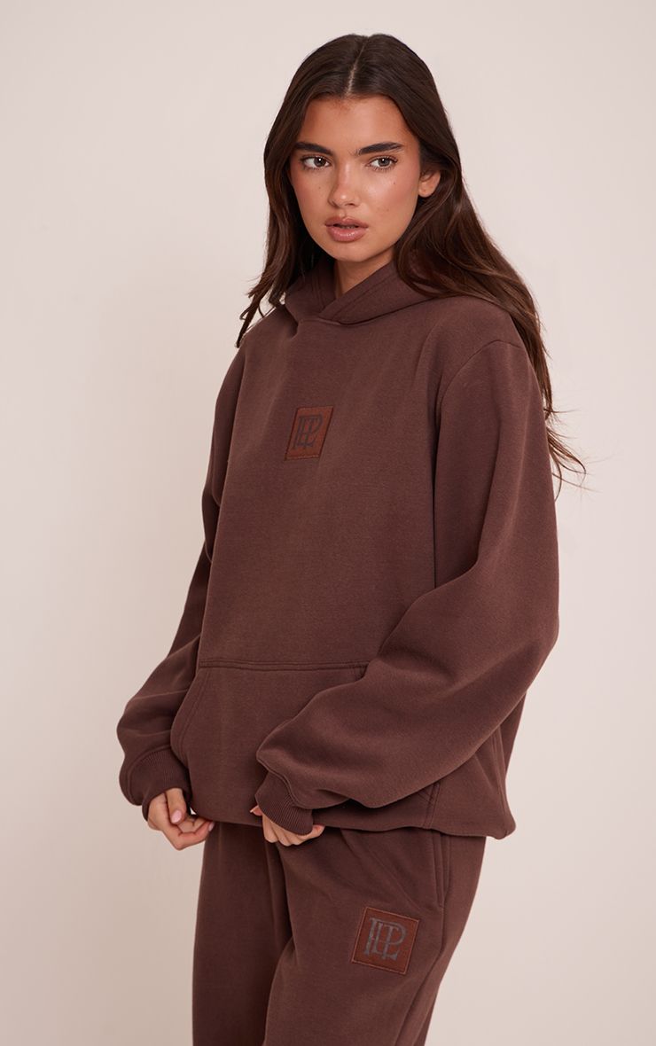 https://mediahub.prettylittlething.com/cnp0453_chocolate_xl