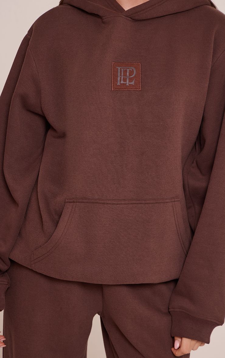 https://mediahub.prettylittlething.com/cnp0453_chocolate_xl_3
