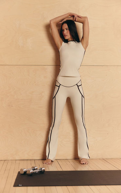 https://mediahub.prettylittlething.com/cnp0467_oatmeal_xl_3