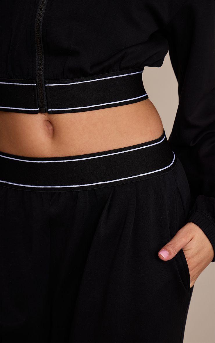 https://mediahub.prettylittlething.com/cnp0482_black_xl_3