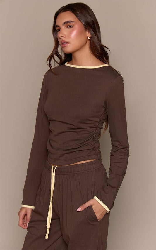 https://mediahub.prettylittlething.com/cnp0509_chocolate_xl