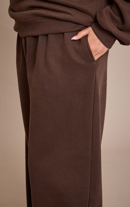 https://mediahub.prettylittlething.com/cnp0554_chocolate_xl_3