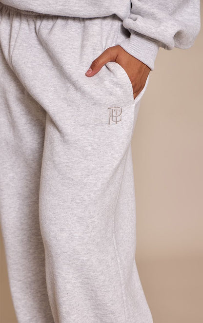 https://mediahub.prettylittlething.com/cnp0668_ash%20grey_xl_3