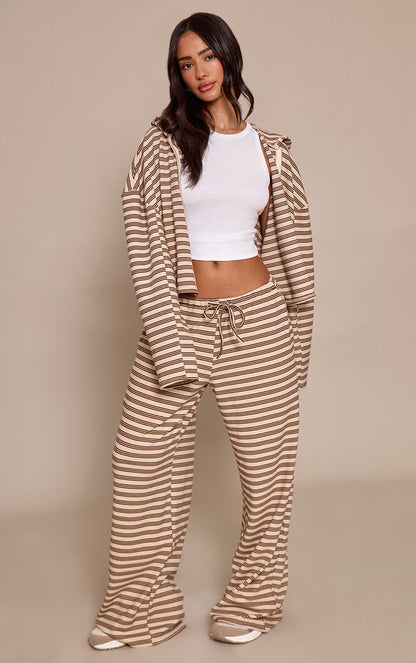 https://mediahub.prettylittlething.com/cnp0684_true%20beige_xl_2
