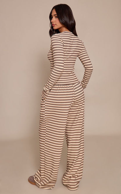 https://mediahub.prettylittlething.com/cnp0685_true%20beige_xl_2