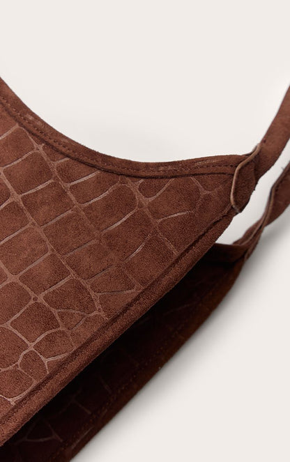 https://mediahub.prettylittlething.com/cnp0843_chocolate_xl_3