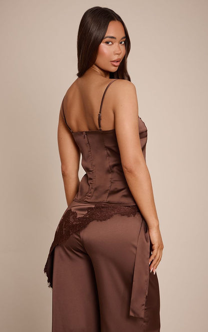 https://mediahub.prettylittlething.com/cnp1033_chocolate_xl_1