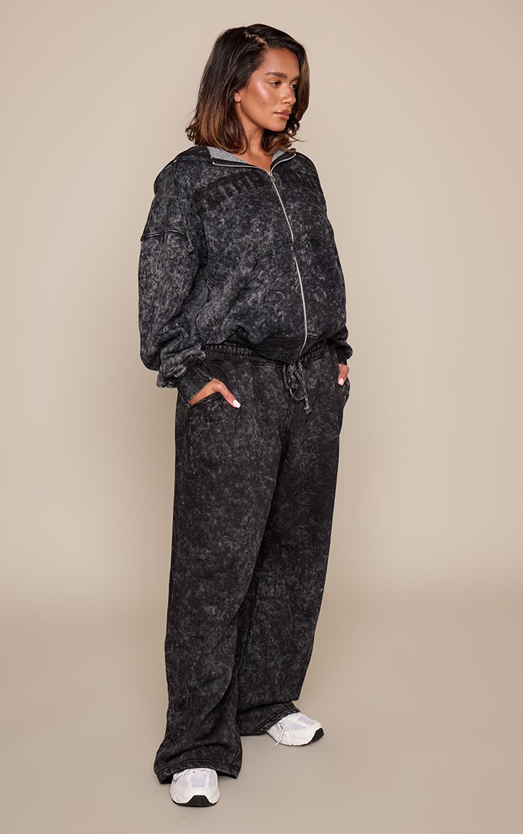 https://mediahub.prettylittlething.com/cnp1088_black%20croc_xl_1