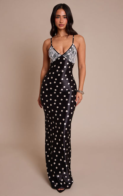 https://mediahub.prettylittlething.com/cnp1177_black_xl