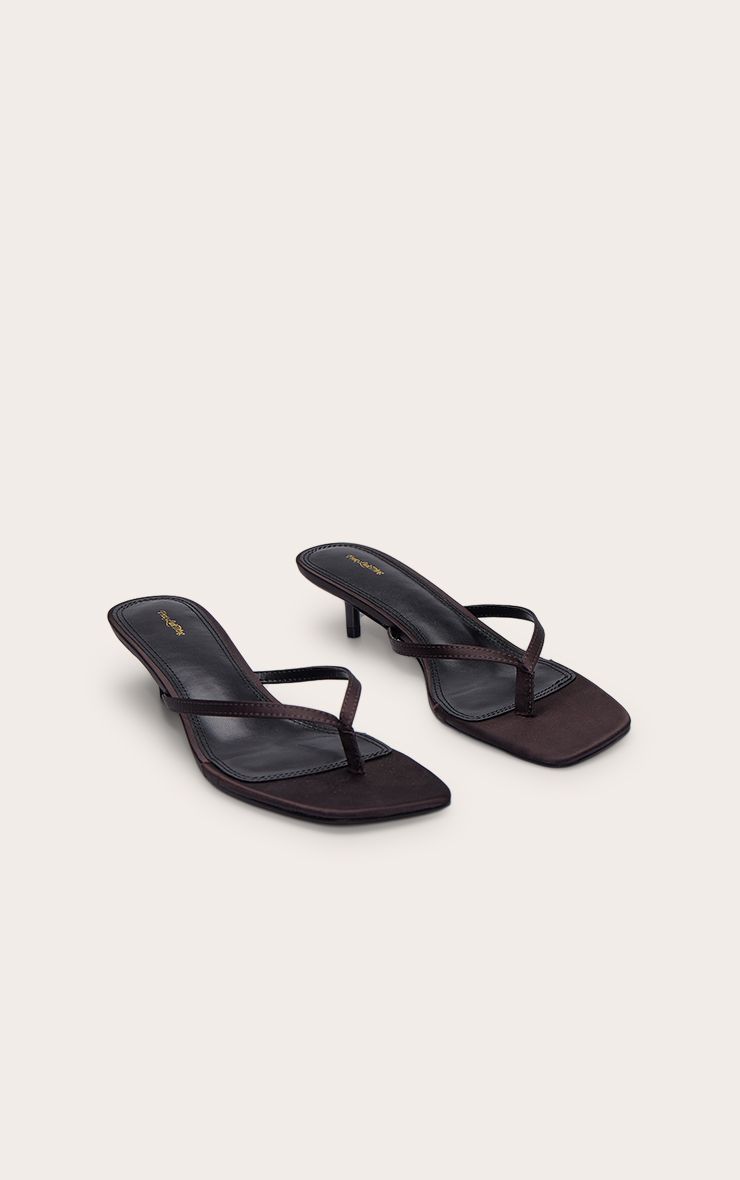 https://mediahub.prettylittlething.com/cnp1281_chocolate%20plum_xl_2