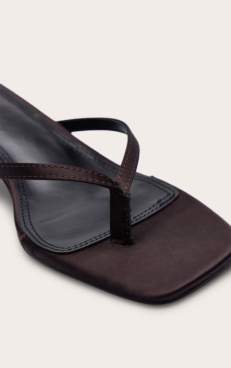 https://mediahub.prettylittlething.com/cnp1281_chocolate%20plum_xl_4