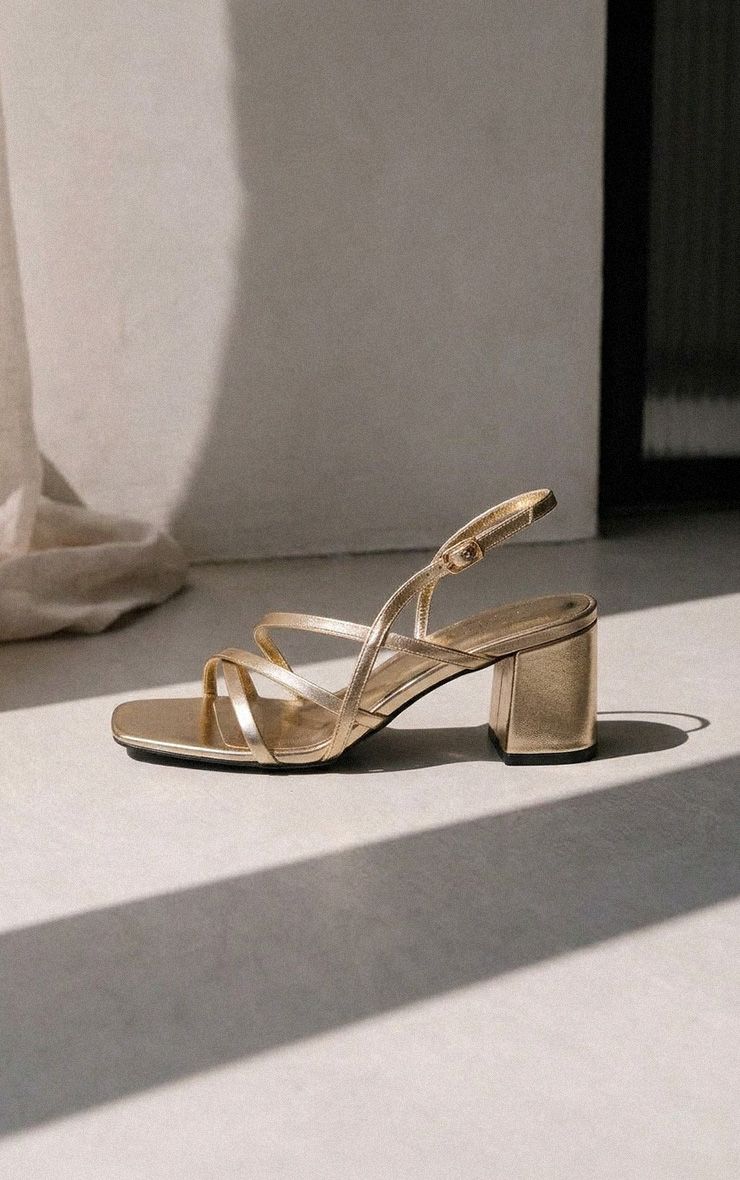 https://mediahub.prettylittlething.com/cnp1362_gold_xl