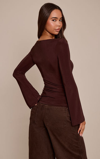 https://mediahub.prettylittlething.com/cnp1692_chocolate_xl_1