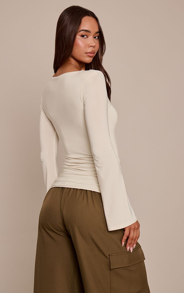 https://mediahub.prettylittlething.com/cnp1695_cream_xl_1