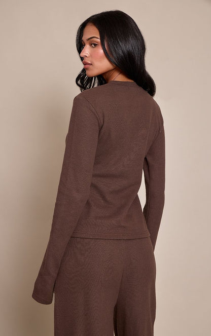 https://mediahub.prettylittlething.com/cnp1768_chocolate_xl_1