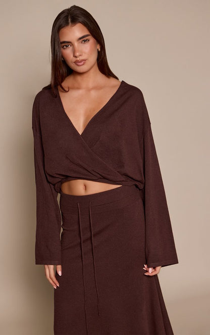 https://mediahub.prettylittlething.com/cnp1864_chocolate_xl