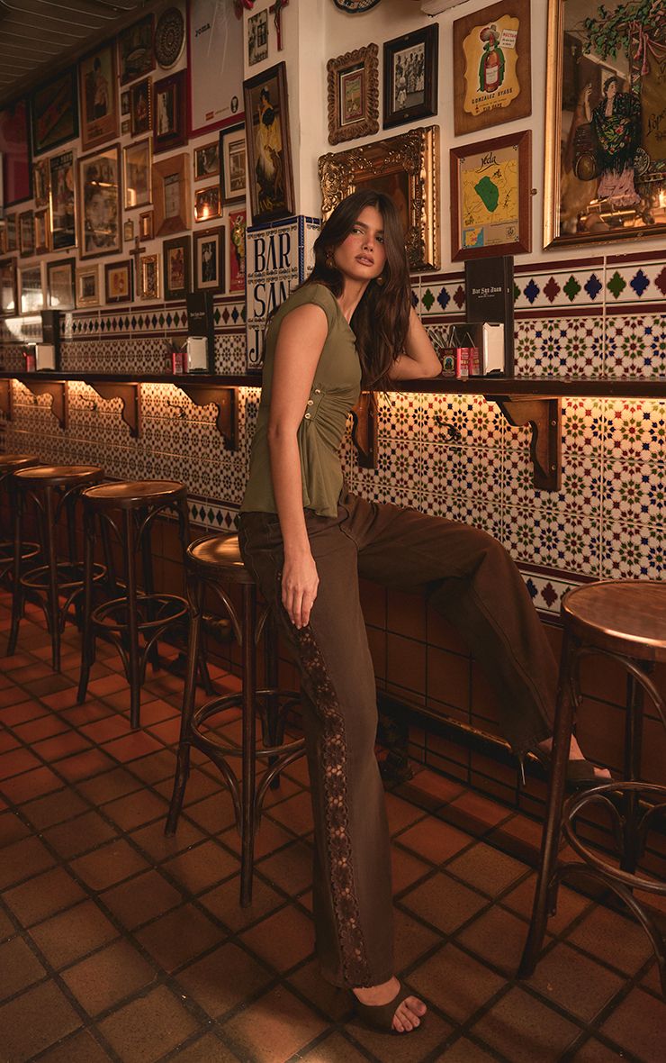 https://mediahub.prettylittlething.com/cnp2010_chocolate_xl