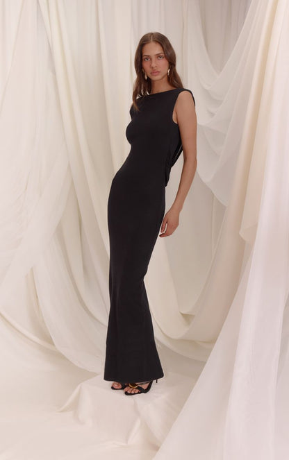 https://mediahub.prettylittlething.com/cnp2052_black_xl_2