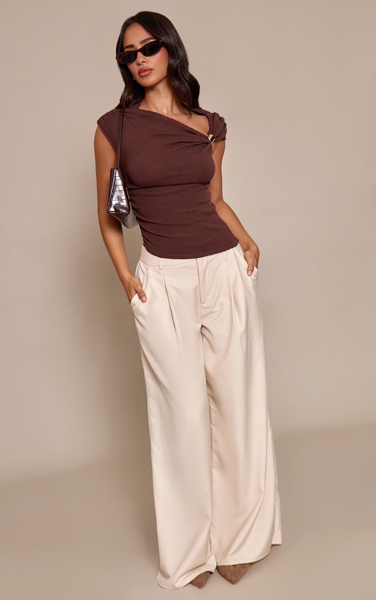 https://mediahub.prettylittlething.com/cnp2112_chocolate_xl_2