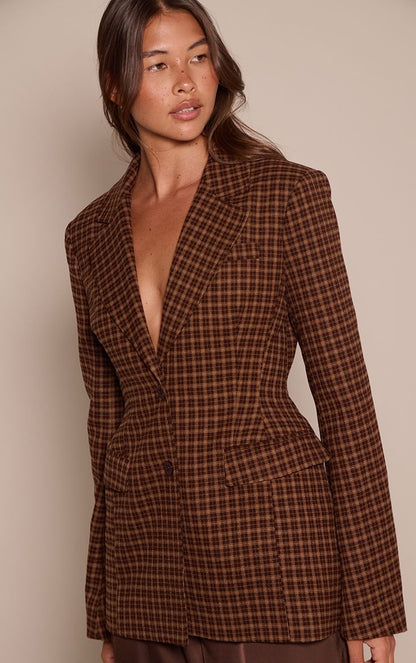 https://mediahub.prettylittlething.com/cnp2120_brown_xl